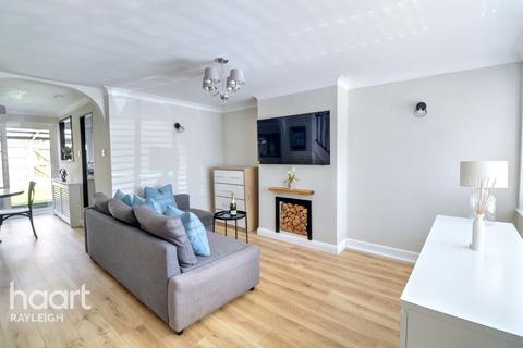 3 bedroom terraced house for sale, The Rundels, Benfleet