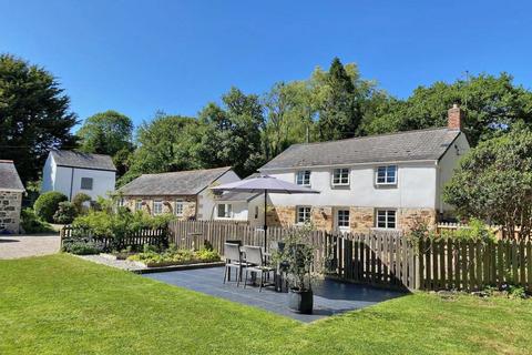 5 bedroom detached house for sale, Rosevear Hill, Helston, Cornwall