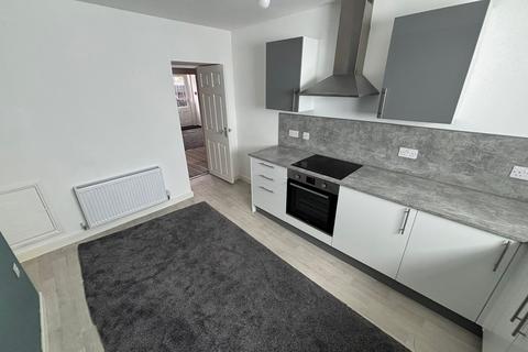 1 bedroom flat to rent, Coatsworth Road, Gateshead NE8