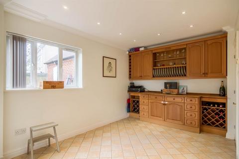 66 Thompsons Road, Keresley End, Coventry, CV7 8JW