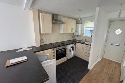 2 bedroom terraced house to rent, Heritage Road, Chatham