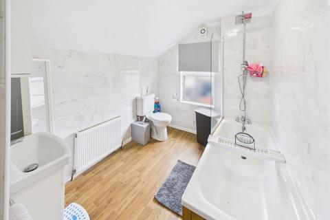 24 Wykeham Street, Strood, Rochester, ME2 3AA
