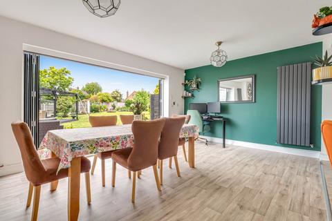 3 Chelsworth Close, Southend-on-sea, SS1 3EG