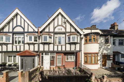 5 bedroom terraced house for sale, Horn Lane, London W3