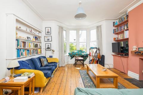 5 bedroom terraced house for sale