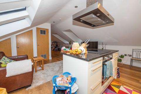1 bedroom flat to rent, New Dover Road, Canterbury, CT1