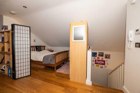 1 bedroom flat to rent, New Dover Road, Canterbury, CT1