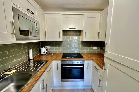 1 bedroom retirement property for sale, South Street, Farnham