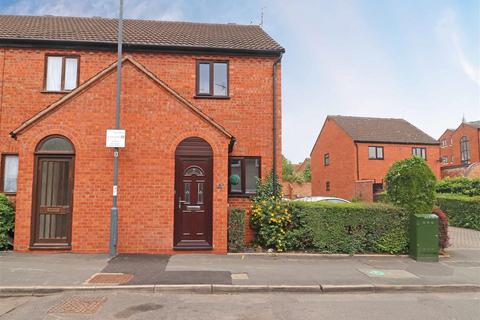 2 bedroom end of terrace house for sale, West End Court, Crompton Street, Warwick