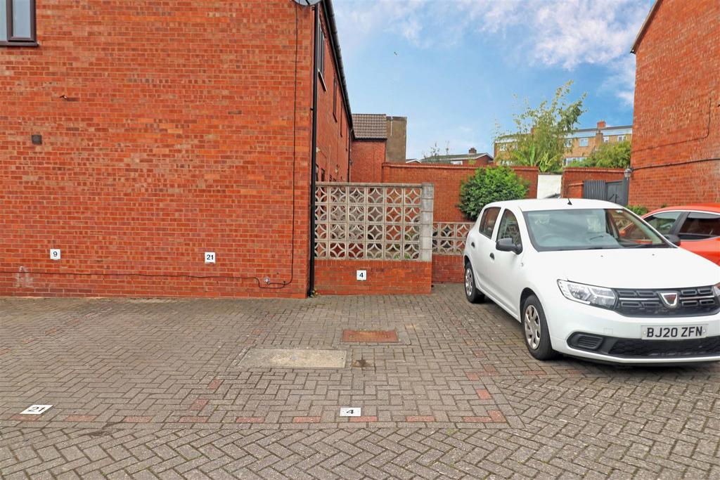 Car park 1.jpg