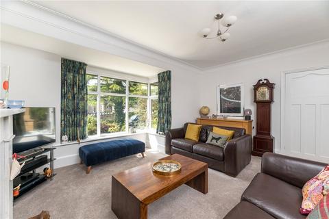 4 bedroom semi-detached house for sale, Gawthorpe Avenue, Bingley, West Yorkshire, BD16
