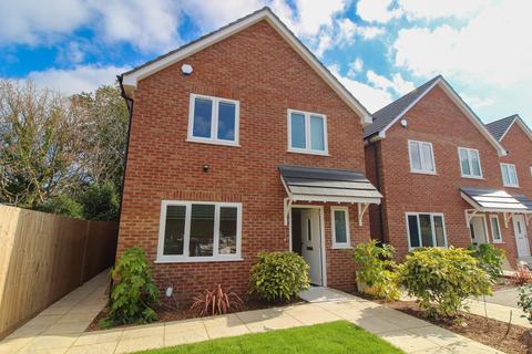 3 bedroom detached house for sale, 242 Kinson Road, BOURNEMOUTH, BH10
