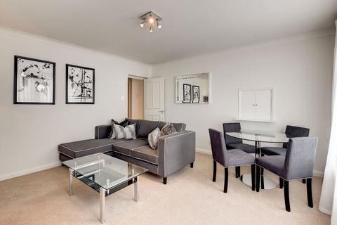 2 bedroom apartment to rent, Fulham Road, London SW3
