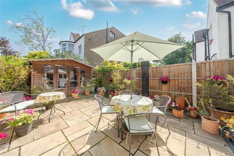 15 Perivale Gardens, London, W13 8DH
