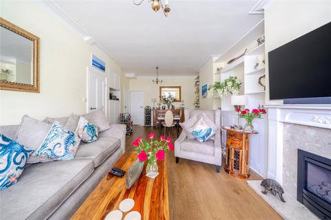 15 Perivale Gardens, London, W13 8DH