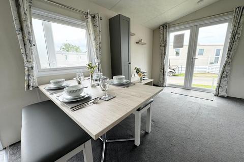 2 bedroom park home for sale, Solent Breezes Holiday Park