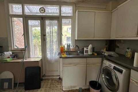 31 Sunland Avenue, Bexleyheath, DA6 8LP