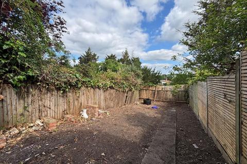 196 Victoria Road, Wood Green, London, N22 7XQ
