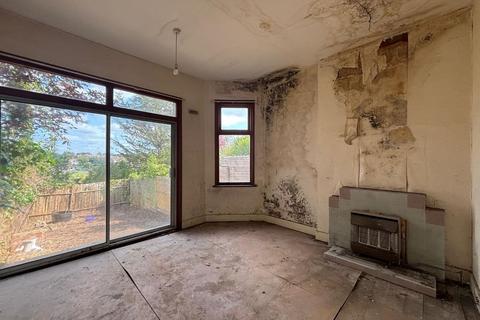 196 Victoria Road, Wood Green, London, N22 7XQ