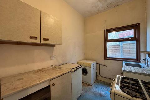 196 Victoria Road, Wood Green, London, N22 7XQ