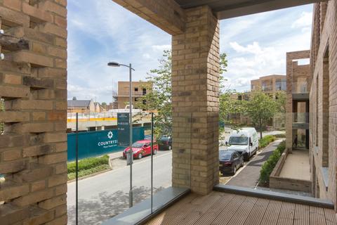 2 bedroom apartment for sale, Hobson Avenue, Trumpington, Cambridge, Cambridgeshire