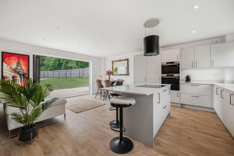 undefined, Field View Lane, Gloucester GL3