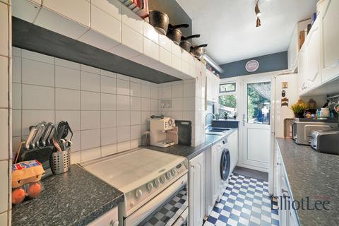 126 Waverley Road, Harrow, HA2 9RE