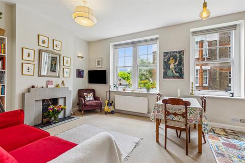 2 bedroom flat for sale, Sutton Lane North, London, W4