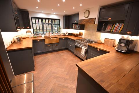 undefined, Wimborne Road, Corfe Mullen BH21