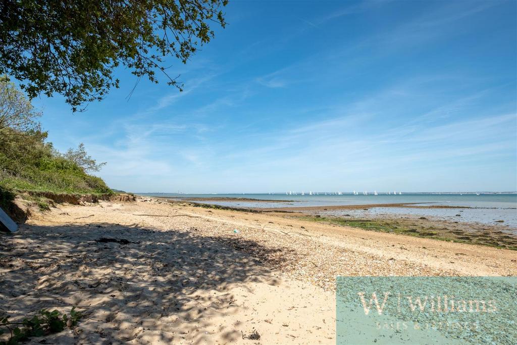 Nearby Woodside Beach