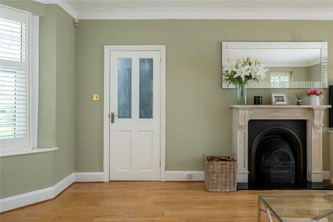 undefined, Leeds Road, Collingham, LS22