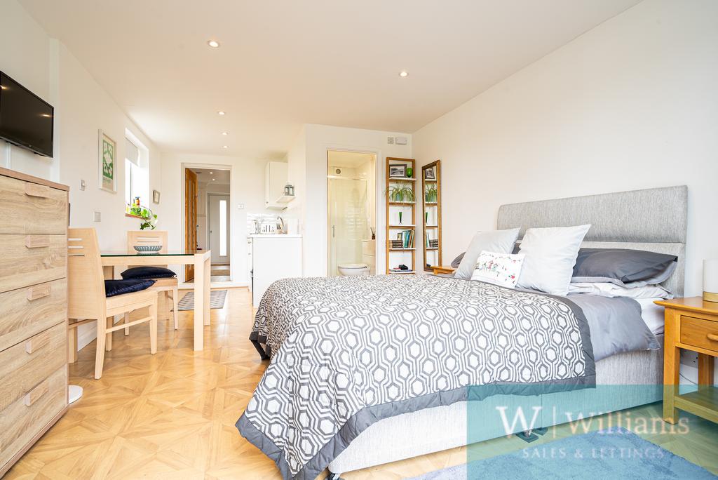 Annexe bedroom