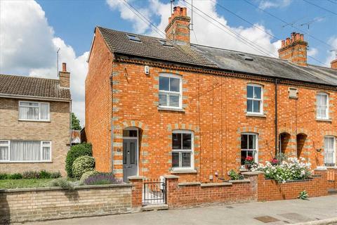 3 bedroom end of terrace house for sale, Olney MK46