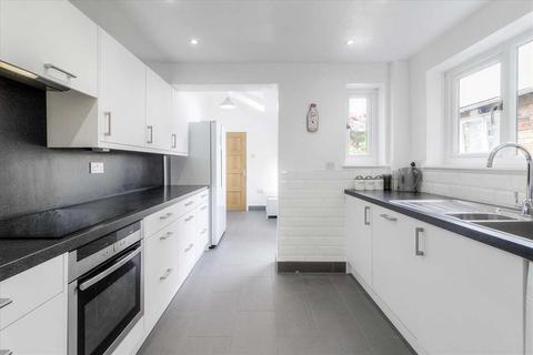 3 bedroom end of terrace house for sale, Olney MK46