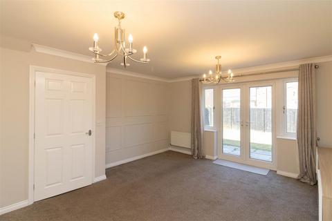 3 bedroom terraced house to rent, Forest Gate, Newcastle Upon Tyne