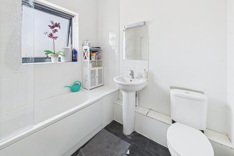1 bedroom apartment to rent, Meadfield Road, Meadfield Road, Langley, Berkshire, SL3