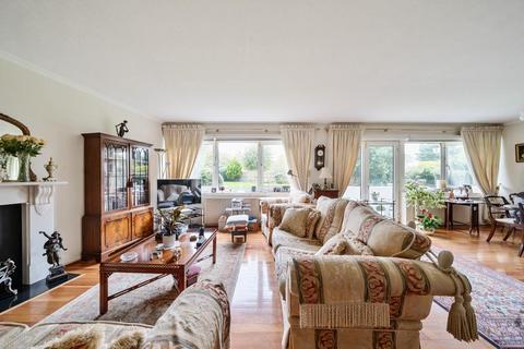 2 bedroom flat for sale, High Sheldon, Highgate, N6, N6