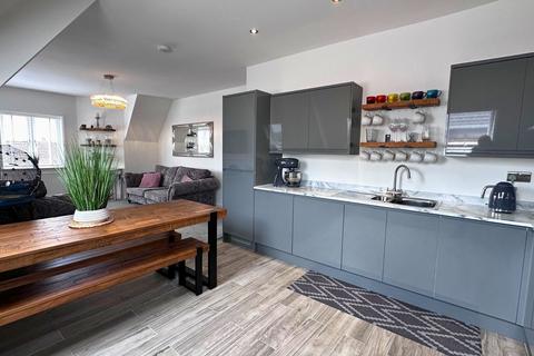 2 bedroom apartment for sale, Berkeley Court, Warwick Street, Earlsdon, Coventry, CV5 6QP