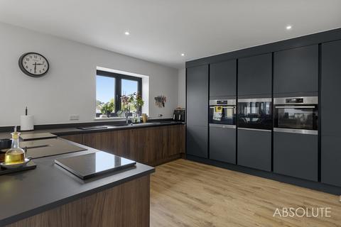5 bedroom detached house for sale, Beechfield Avenue, Torquay, TQ2