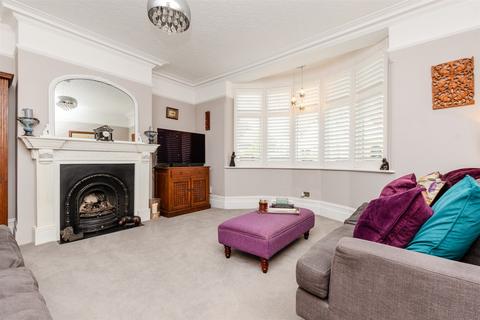 4 bedroom semi-detached house for sale, Maidstone Road, Chatham ME4