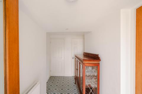 2 bedroom flat for sale, Cabot Court, Bristol BS20
