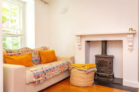 3 Richmond Dale, Bristol, BS8 2UB
