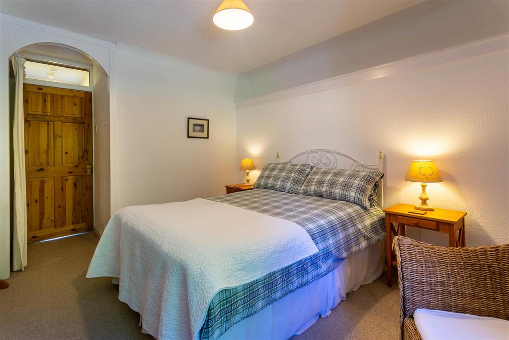 Petrel bedroom