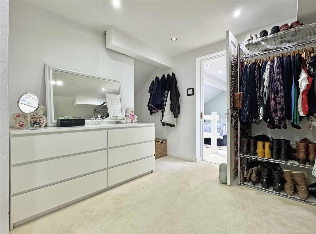 Dressing Room.jpg