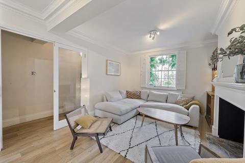 3 bedroom terraced house to rent, Billing Road, London, SW10