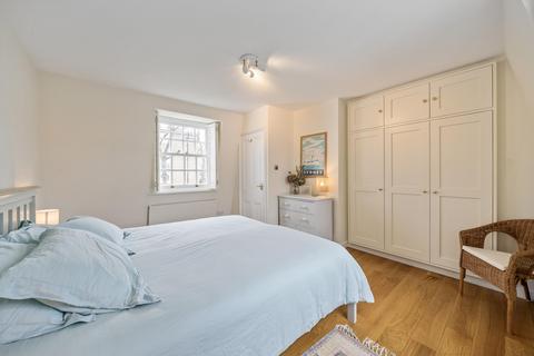 3 bedroom terraced house to rent, Billing Road, London, SW10