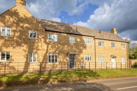 3 bedroom terraced house for sale, Minot Close, Malmesbury, SN16
