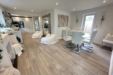 3 bedroom semi-detached bungalow for sale, Coedwaungar, Sennybridge, Brecon, LD3
