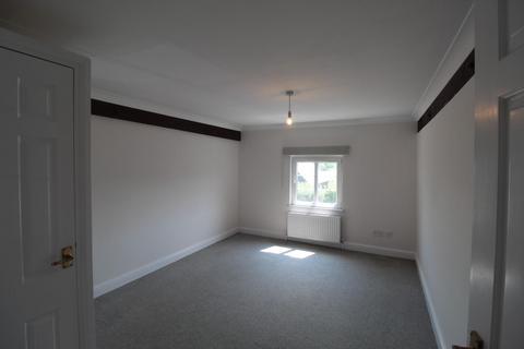 2 bedroom flat to rent, The Maltings, Ashwell