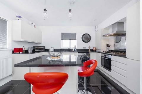3 bedroom semi-detached house for sale, Daniel Place, Hendon NW4